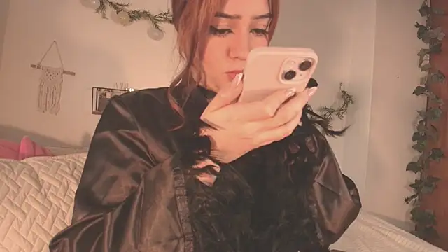 seraphyne666_'s Webcam Show
