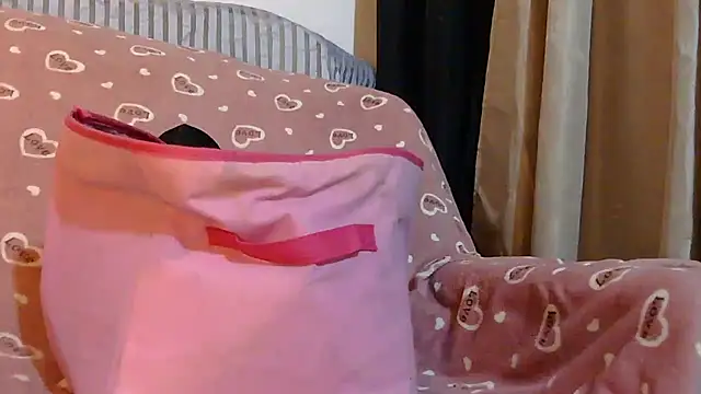 skinny20cmn Live XXX chat