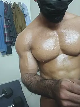 freakinsexy Adlı Modelin Canlı XXX Sohbeti
