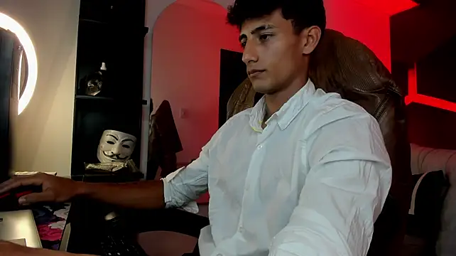 MaxiimoRomano_ 在線直播表演