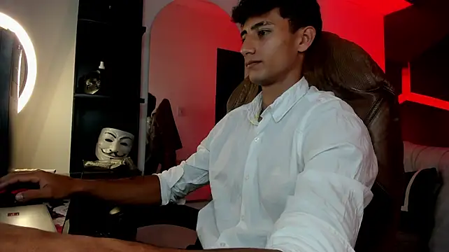 MaxiimoRomano_ 网络视讯表演