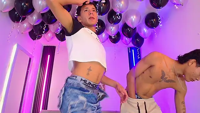 HotBoyzDuo Webcam Show