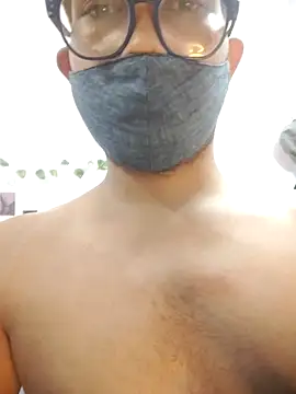 XXX chat uživo modela nikibabu7