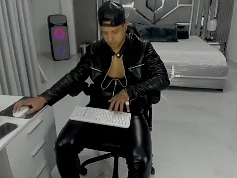 master_leather Live XXX-Chat