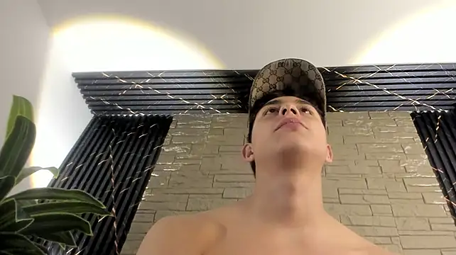 Lander_Cruz Chat XXX live