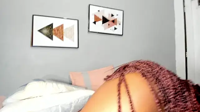 IvannaW_'s Live XXX Chat