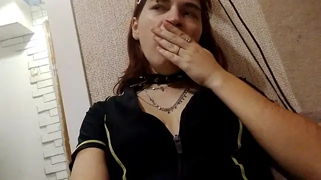 Mialivian Webbikameraesitys