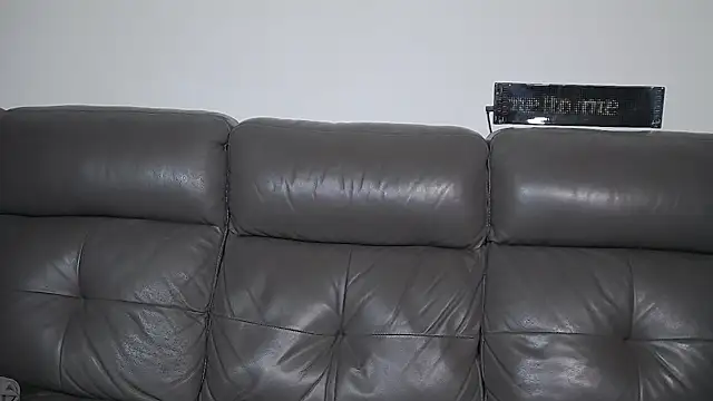 Živý XXX chat CrazyDom1