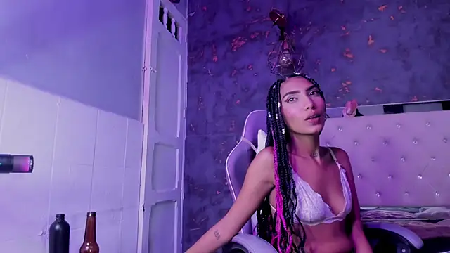 Chat XXX ao vivo de Charlotte_Bunny420