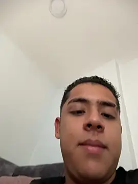 Webkamerová show darian_lafortezaa