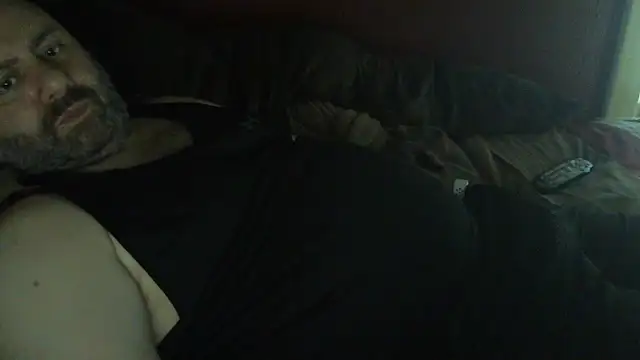immikew1975's Live XXX Chat