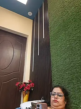 Chat XXX en directo de SHANVII
