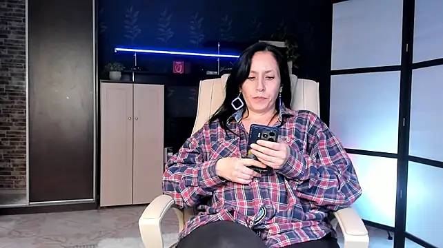 Lucky_Milf Chat XXX in diretta