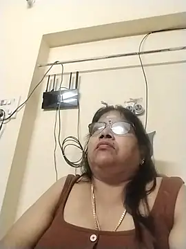 bigbum68 Live XXX Chat