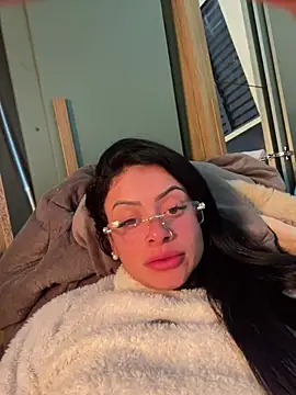 Show de belababyy na webcam