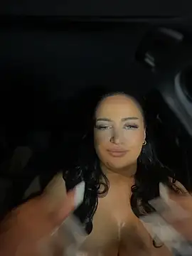 EmiliaPetrova – Naživo XXX chat