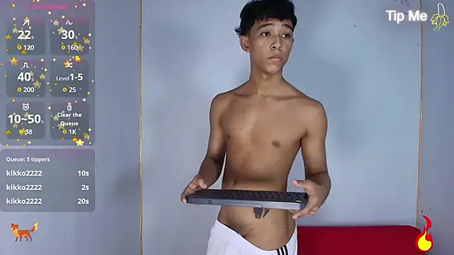Little_Twink19x Webcamshow