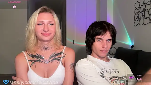 XXX chat uživo modela twl8vibe
