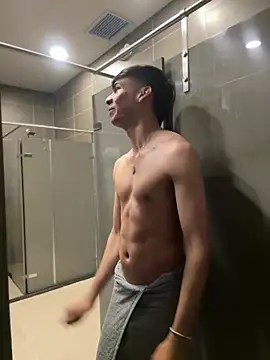 The_ConquerのライブXXXチャット