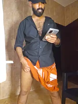 Mallukiran's Live XXX Chat