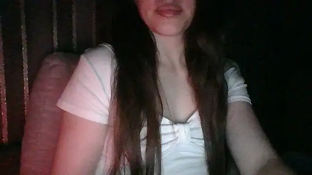Lunaraa Chat XXX in diretta
