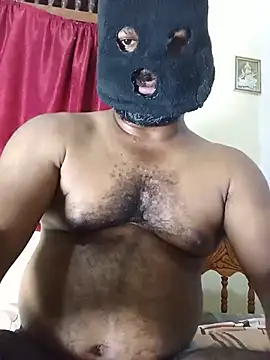 Hiptonos Show in webcam