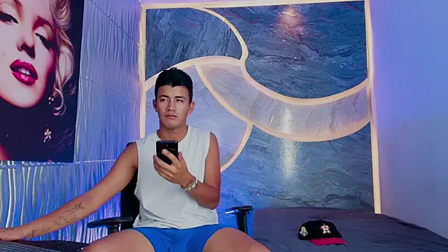 NIO_KLOUDS_ Pertunjukan Webcam