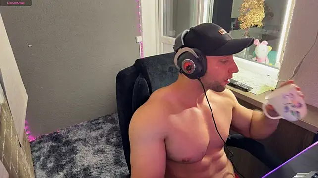 michaelbradleun Live XXX chat