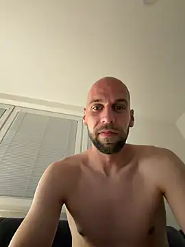 Oliver_outside Webcam show