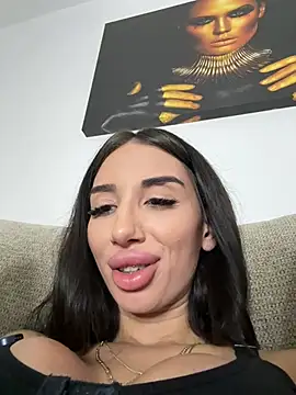 BlueEyes_BB – Naživo XXX chat