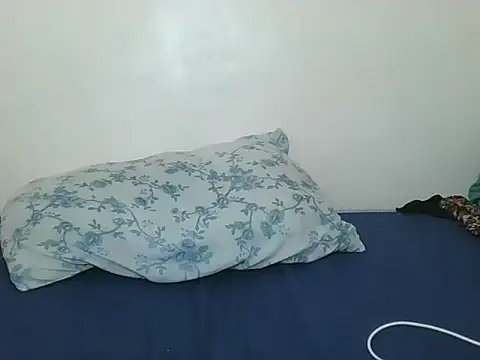 Honeydrew4's Live XXX Chat