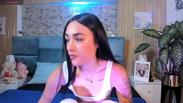 ZoeWillins 라이브 XXX 채팅