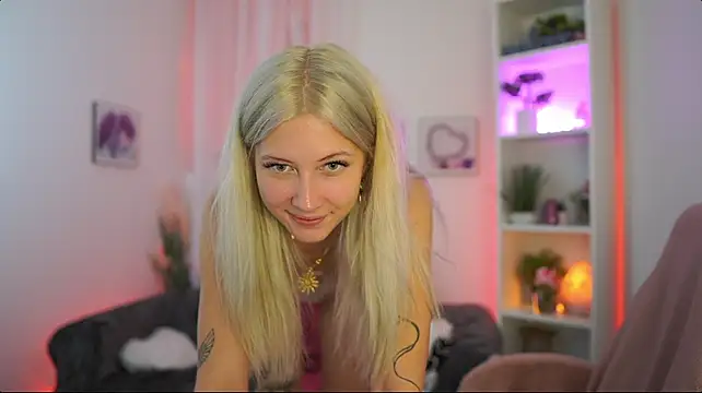 EmilySwann_: онлайн-секс-чат