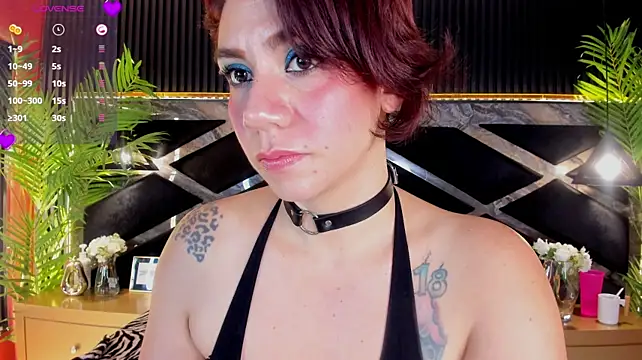 Chat XXX en directo de SandyFeral