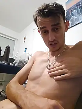 Chrisou73's Webcam Show