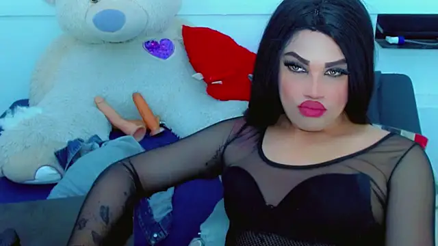 NharaBigCock Adlı Modelin Web Kamerası Şovu