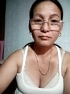 צ'אט XXX בשידור חי של Sexy_cum123
