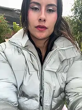 alanis_22 现场XXX聊天