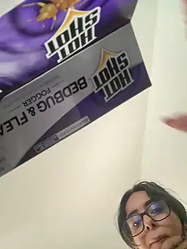 Controllercutie: απευθείας συνομιλία ΧΧΧ