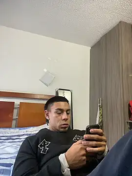 Taylor_DiamondBoy: απευθείας συνομιλία ΧΧΧ
