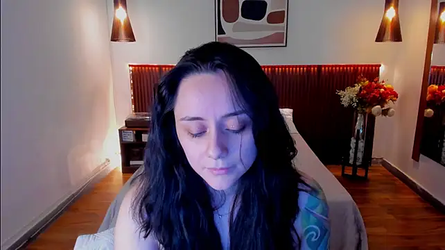 KatherineBond Chat XXX in diretta
