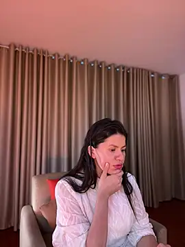 Aliinak – Naživo XXX chat