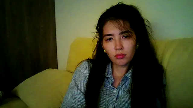 Luneyaan Live XXX chat