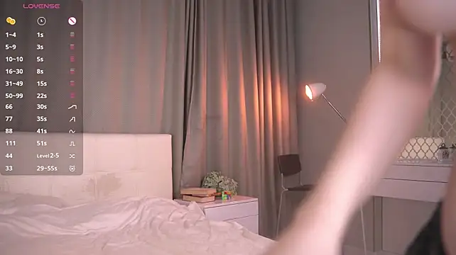Chat +18 de HuldaAutman ao vivo