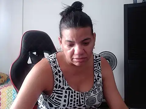 Adriana_0312 Chat XXX in diretta