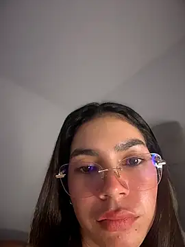Chatroom XXX en direct de Eveliin_ruiz