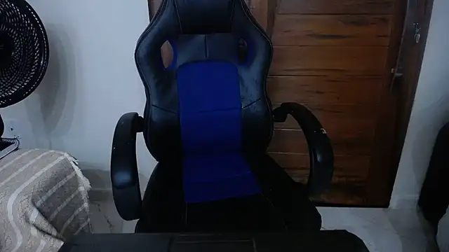 Chat +18 de Apollo_21 ao vivo
