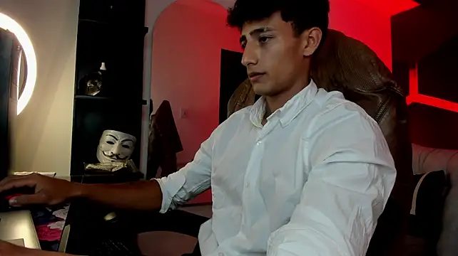 MaxiimoRomano_ Show Webcam