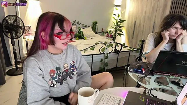 Webkamerová show h3ntai_baby
