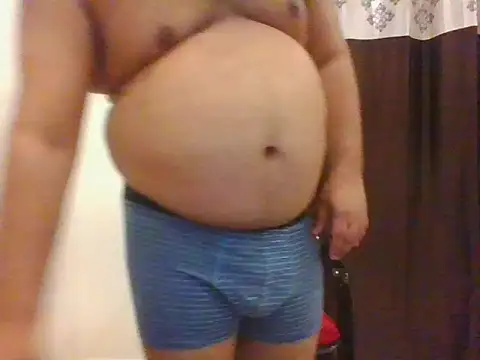 Adrian_Charmsn Webbikameraesitys